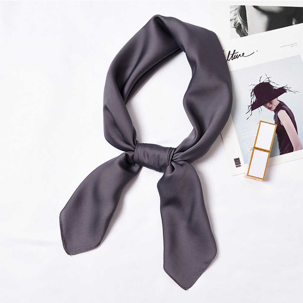 Solid halsduk kvinnor huvudduk för hår rosa grön vit sidenhalsduk dam 70cm*70cm fyrkantiga bandanas dam halsdukar: Mörkgrå