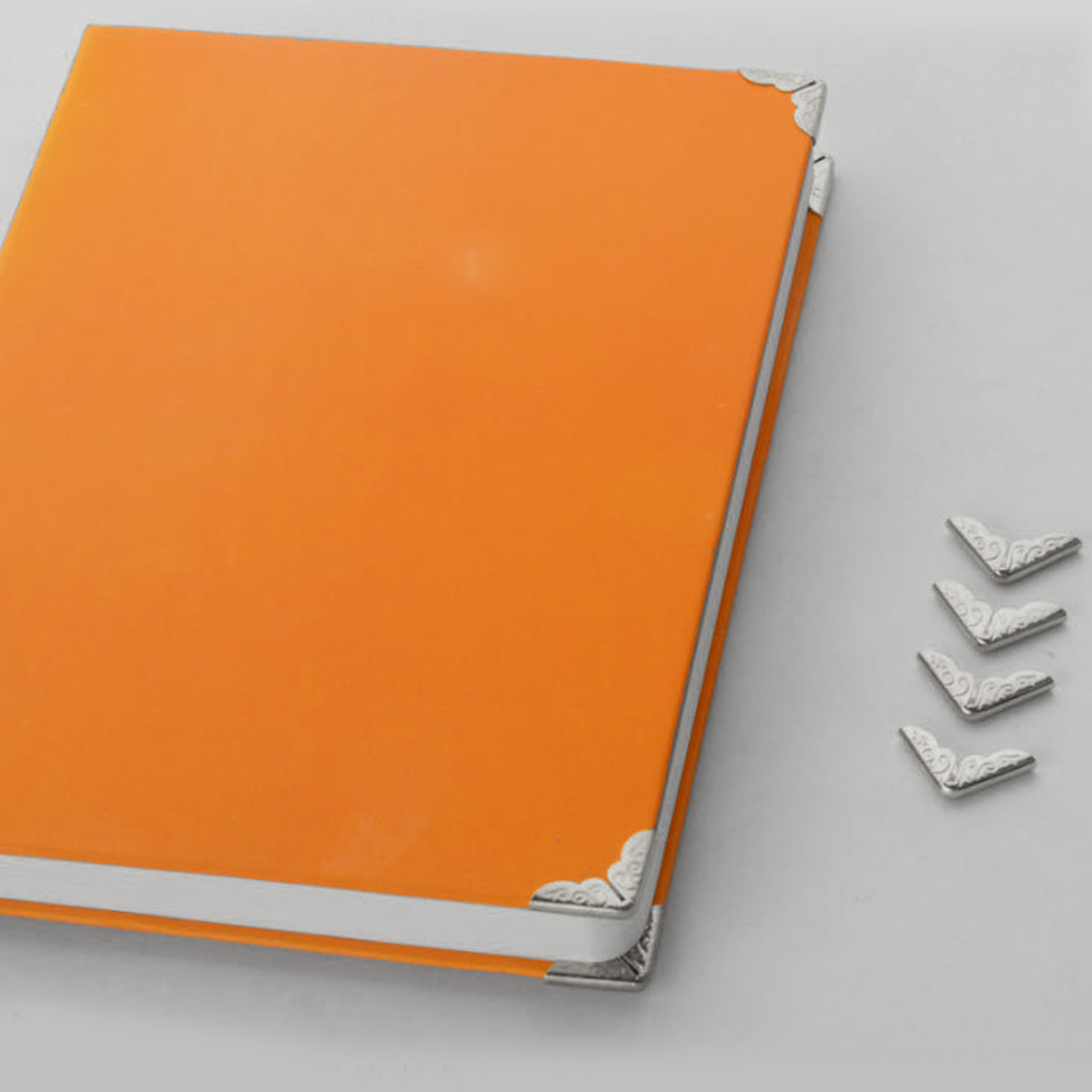 50pcs Vintage Book Corner Protector, Triangle Protection Edge Protector Mat Suitable for Album Menu Notebook Folder: Silver