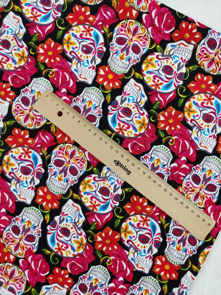 Tela de algodón con estampado de calavera y flores, tejido de 110cm X 50cm con estampado de calaveras y flores, Material de costura acolchado, bricolaje, viaPhil, para el hogar