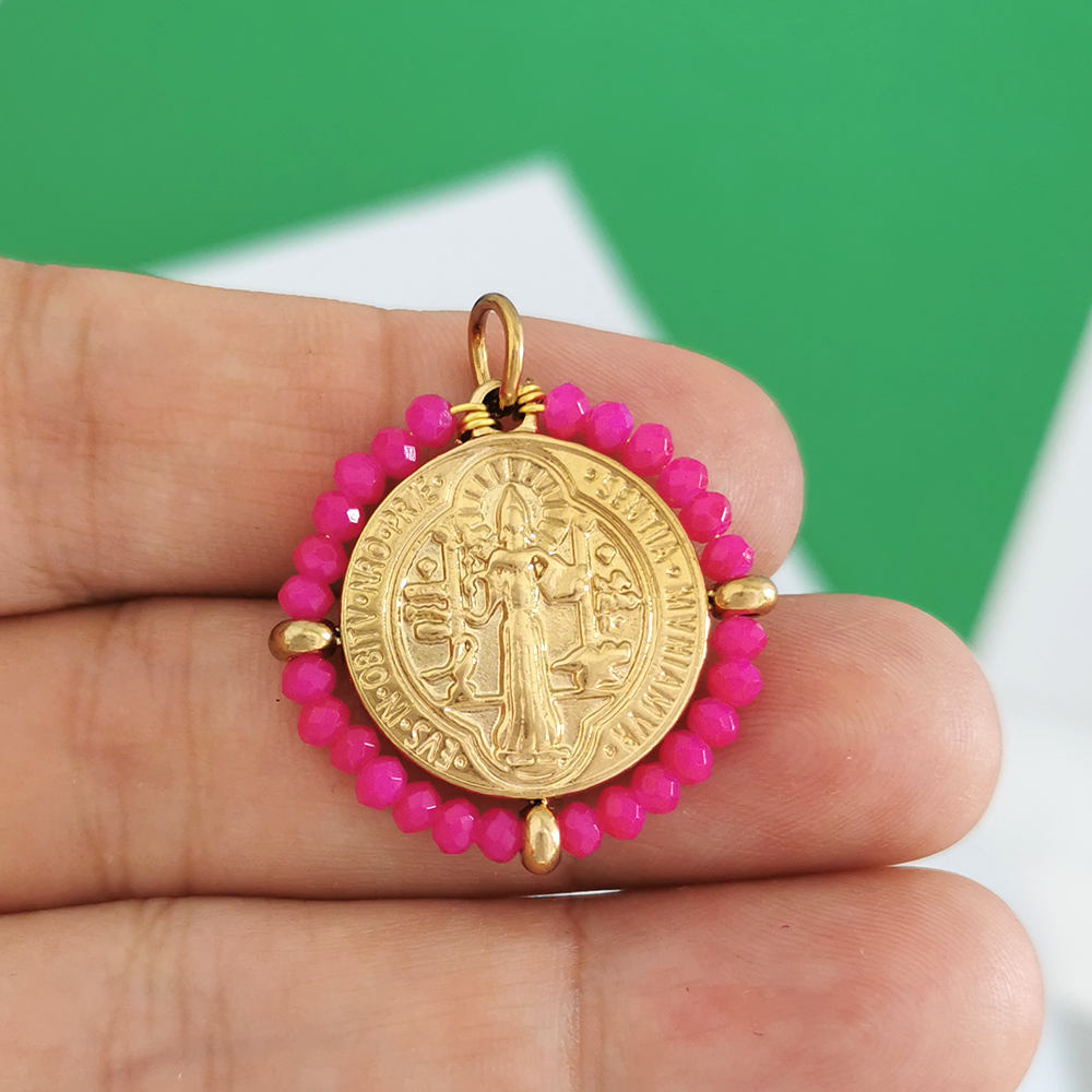 QMHJE-collar con colgante de la Virgen María para mujer, gargantilla, cadena de cuentas, Color dorado y plateado, joyería colorida de arcoíris de acero inoxidable: COLOR ORO ROSADO