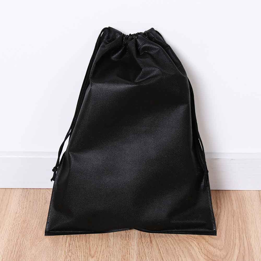 1PC Waterproof Shoes Bag Covers Portable Travel Organizer Drawstring Bag Cover Non-Woven Fabric Shoe Cover Accessories: Black / 27x36cm