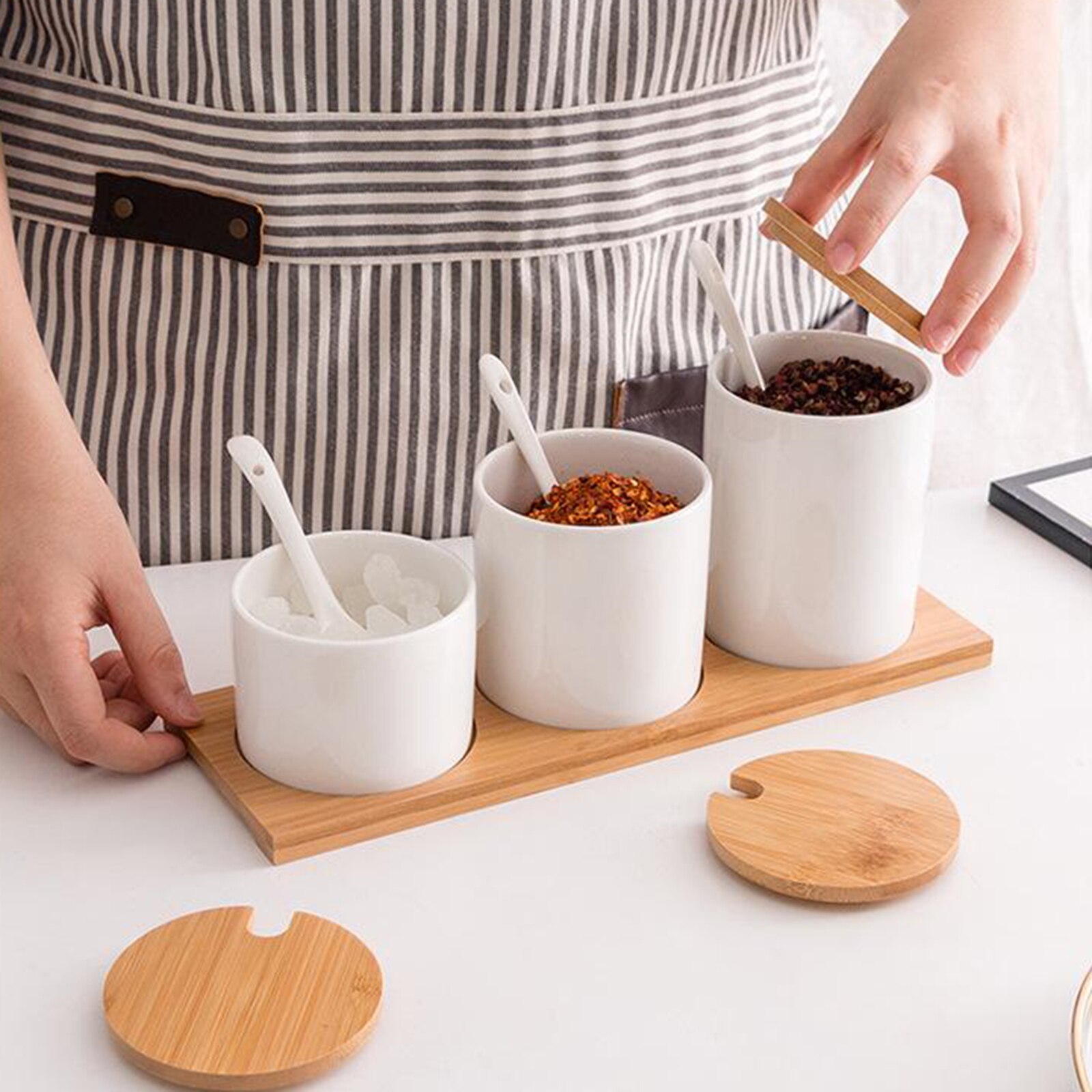 Condiment Pots Sugar Jar Bowls with Spoon and Bamboo Lid, Ceramic Seasoning Box