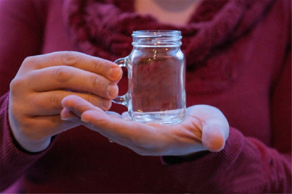 Mini mason jar snapsglas med handtag, en rolig och konversationsbit på bbqs och fester