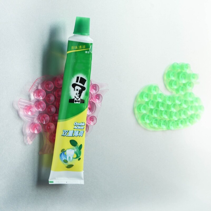 1/3/5Pcs Sterke Dubbelzijdige Vacuüm Sucker Magic Plastic Sucker Leuke Badkamer Items Zuig Standhouder bad Speelgoed Willekeurige Kleur