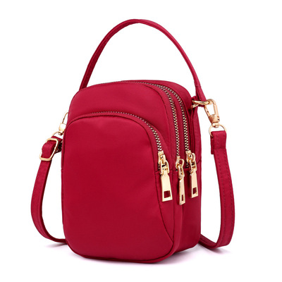 Mini Schoudertas Vrouwen Mode Dame Crossbody Tas Met Hoofdtelefoon Plug Messenger Tas Handtas Vrouwelijke Tas Mobiele Telefoon Voor meisjes: Red