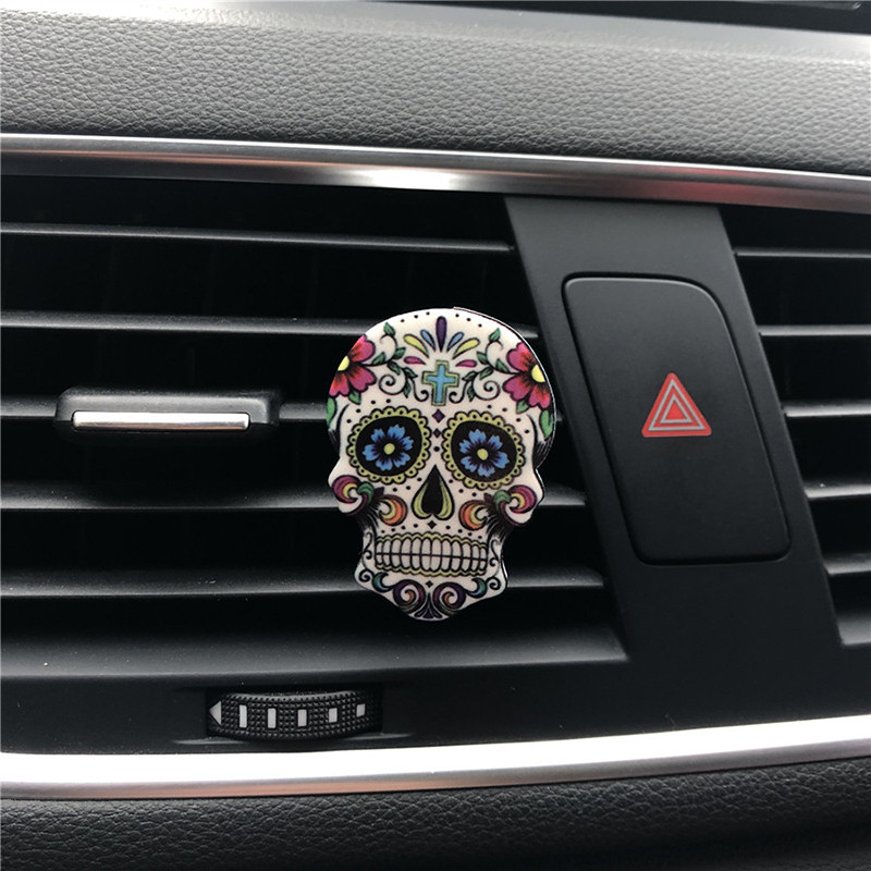 Ambientador de Clip de aire con cabeza de Calavera, accesorios de decoración montados en el aire acondicionado del coche, mejora el aroma de Perfume de aire, 1 unidad