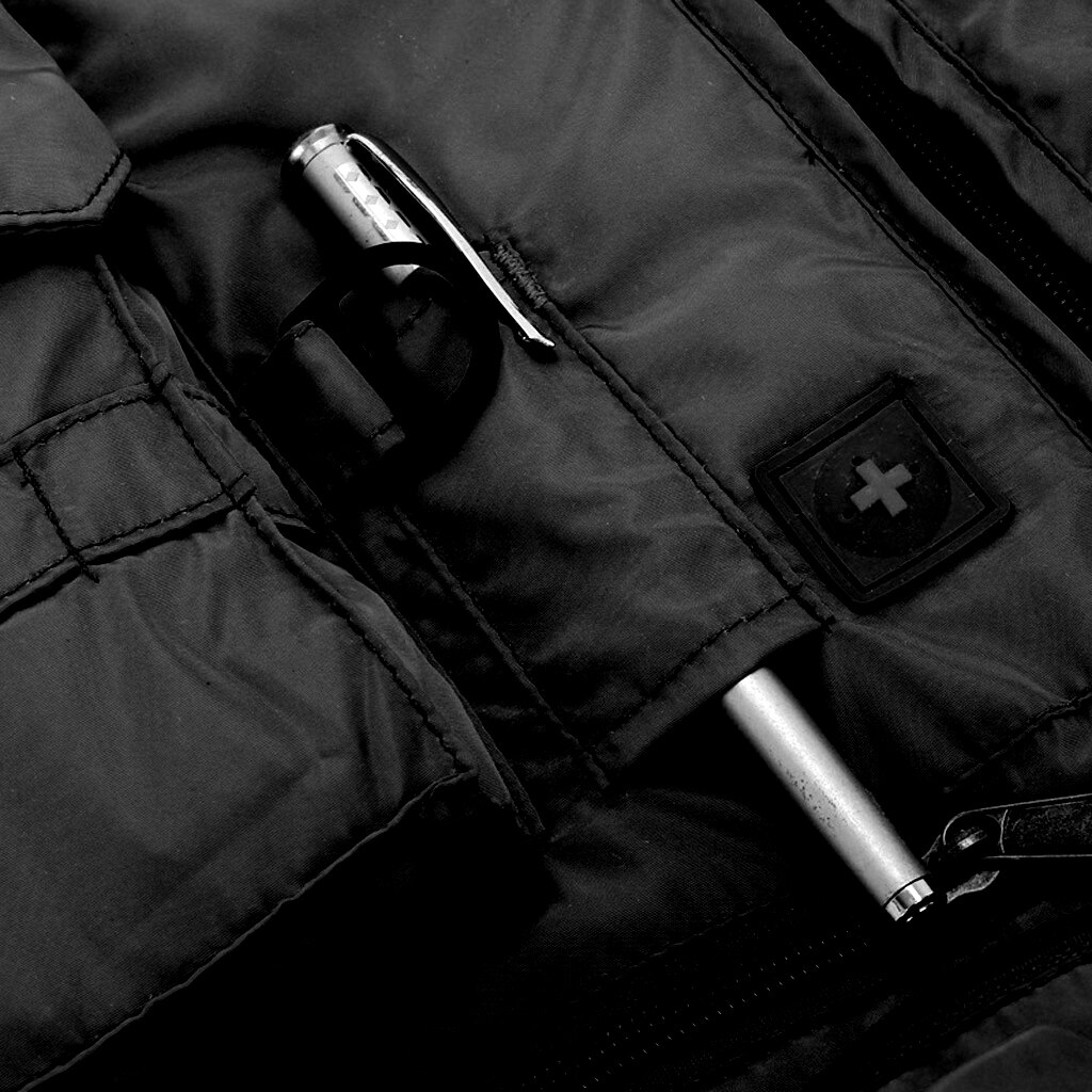 Fishing Vest Quick Dry Fish Vest Memory Fabric Waistcoat Multi-Pockets Casual Jacket for Work Fishing Photographer Journalist