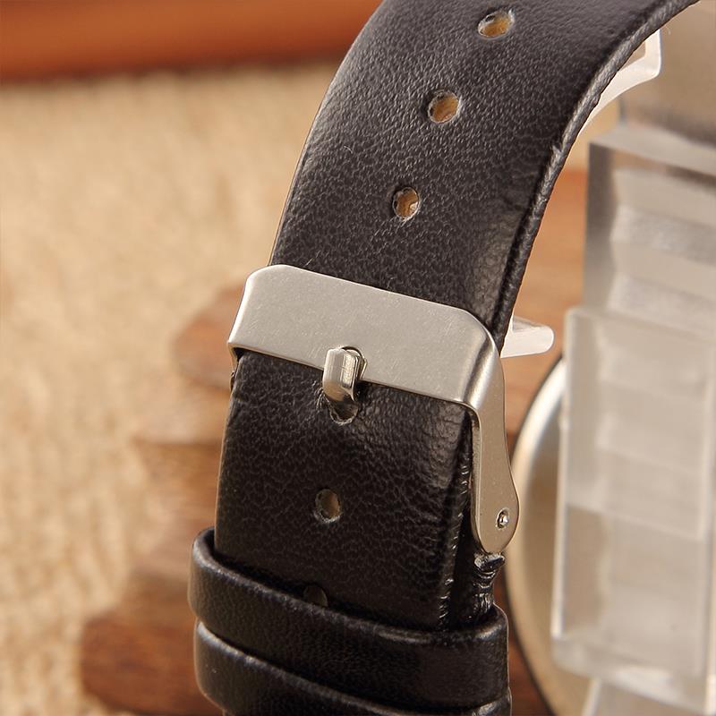 Unisex Minimalist Synthetic Leather Analog Quartz Couple Wrist Watch