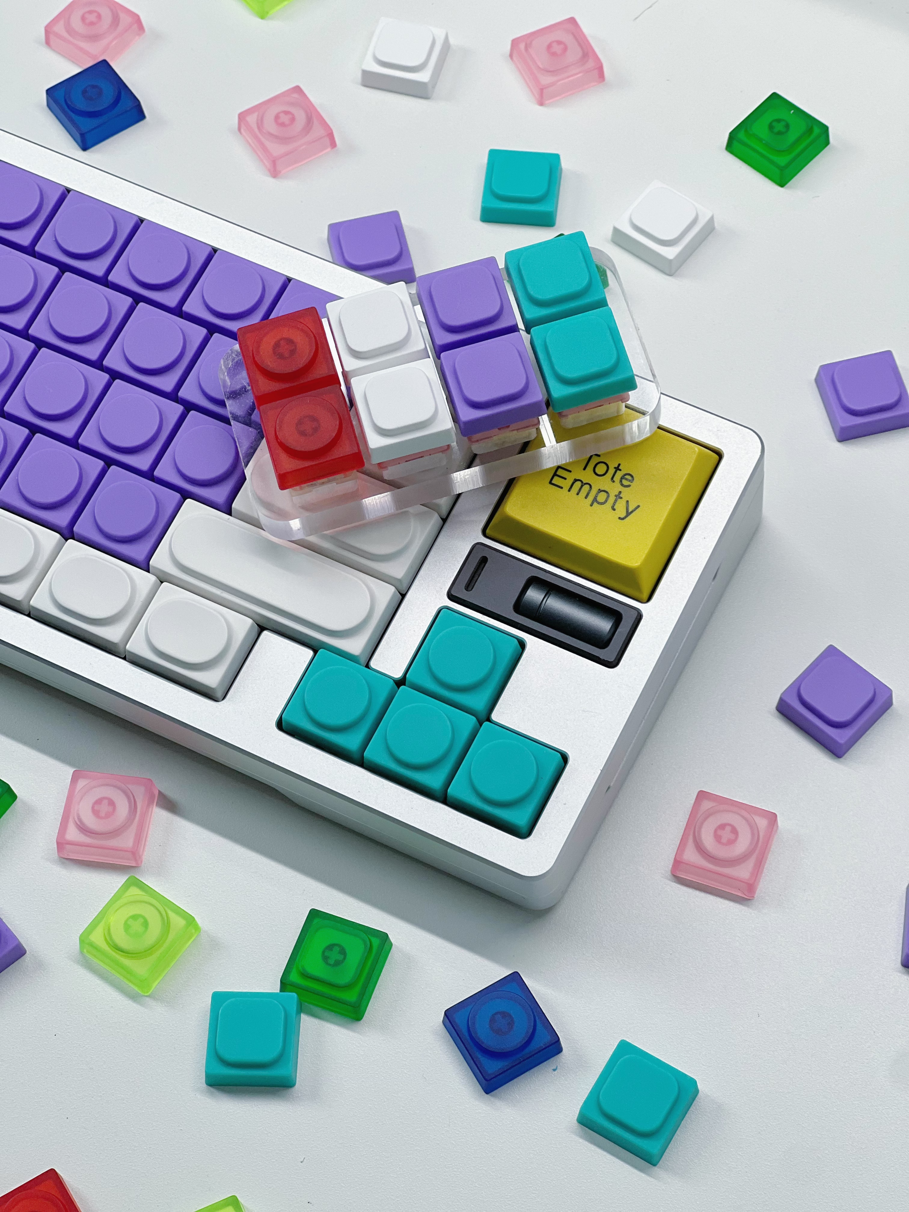 Custom 20 Pcs Toy Bricks Keycap Low Profile Keycaps Blank 1u Backlit Key cap PBT DIY Key Caps for Mx Switch Mechanical Keyboard