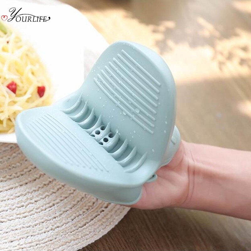 OYOURLIFE Cartoon Silicone Microwave Oven Gloves Oven Mitts Thickened Heat Resistant Slip-resistant Kitchen Gloves Pot Holder