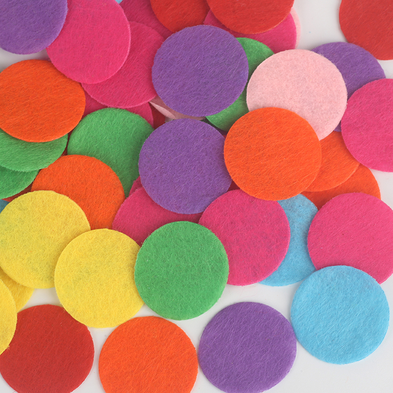 100pcs 15/20/25/30mm Ronde Vel Niet-geweven Vilt Doek Vilt DIY bundel Voor Craft Scrapbook Decoratie DIY Craft Supplies