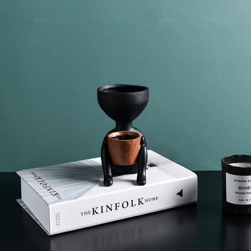 Humanoid keramik urtepotte karakter siddende stilling skulptur vase desktop blomsterarrangement container sukkulenter plantepotte