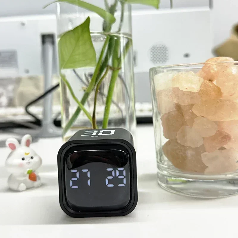Productiviteit Kubus Timer Zwaartekrachtsensor Flipping LED-display 4 vooraf ingestelde tijd Dubbele modi Countdown Kookstudie Mini digitale timer