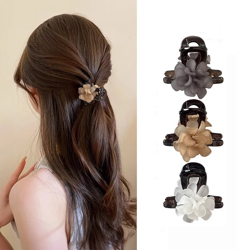 Pinza de pelo de plástico pequeña de 4,5 cm con flor de Camelia para mujer, pinzas para el pelo de Vintage, herramienta de estilismo con abrazadera de cangrejo, accesorios para niñas, 1 ud.