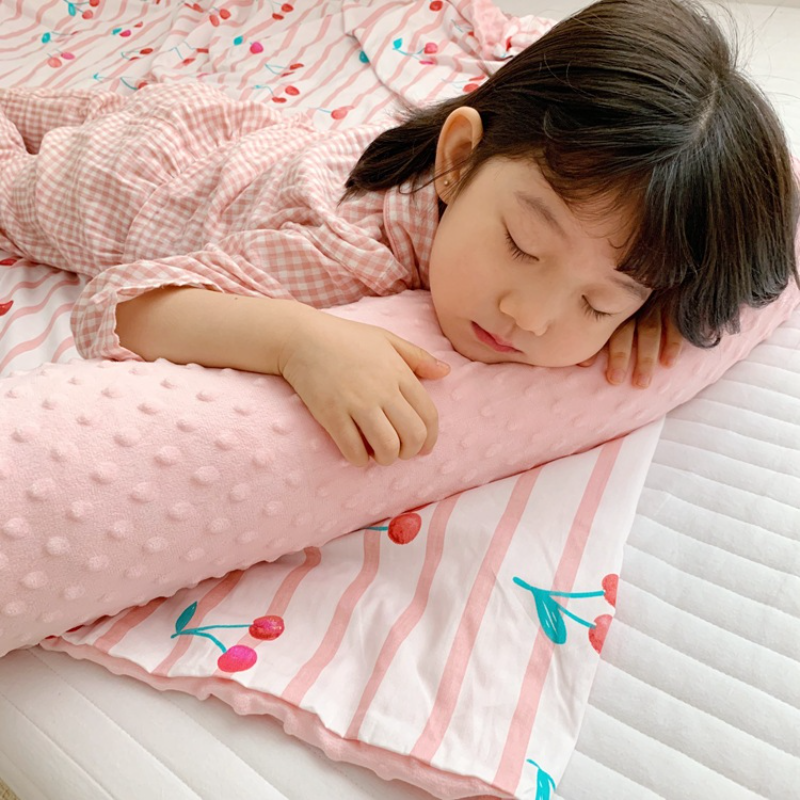 INS-almohada relajante para recién nacido, Cojín cilíndrico de terciopelo, multifuncional, anticolisión, ropa de cama para bebé