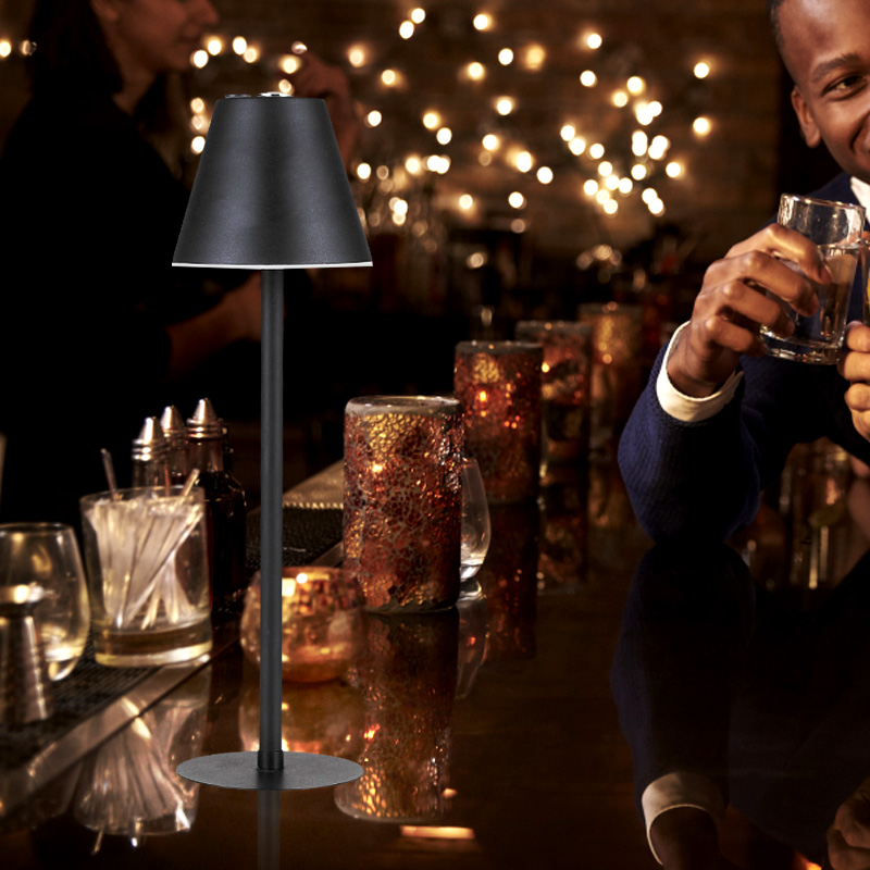 Nordisk jern skrivebordslampe ledet ta på dimming metall øyebeskyttelse bordlampe Kunst atmospher bar restaurant hotell soverom lys