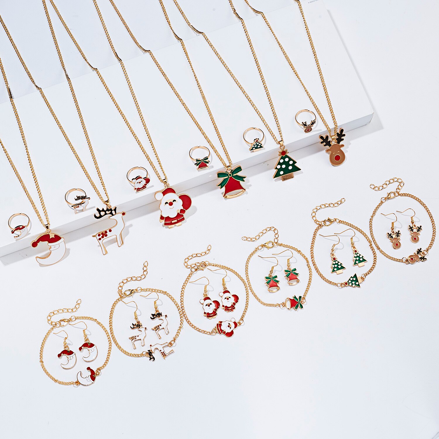 4 pçs/set novo natal encantos pingentes conjunto de jóias árvore natal cervos sinos papai noel brincos colar pulseira anel presente