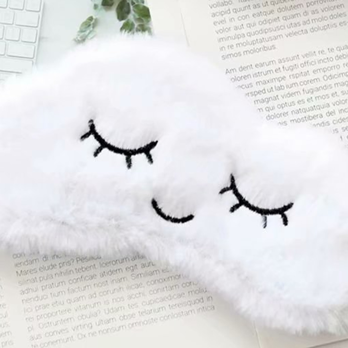 Cute Eye Mask Plush Eye Cover Kids Sleeping Mask Sleeping Mask Eyepatch Cartoon Travel Rest Eye Band Blindfold Sleep Aid Eyemask