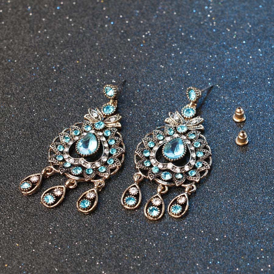 charm India Vintage Look Jewelry Sets Pendants Necklace Earring For Women GoldPlated Mosaic StoneBlue Crystal