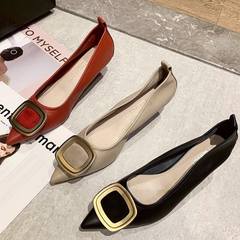 Damesko pumps sko spidse ensfarvede pu læder praktiske khaki slip-on fodtøj damesko
