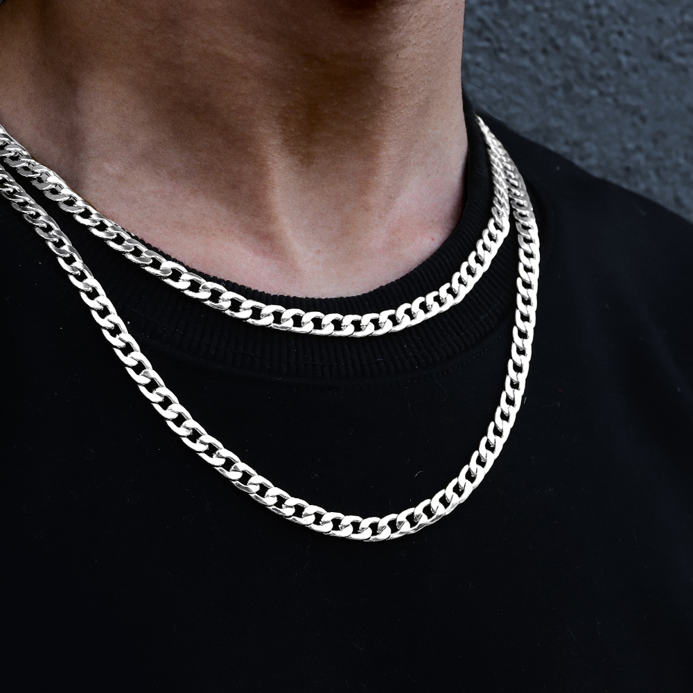 Classic Cuban Link Chain Smooth Necklace Jewelry Party Men and Women Suitable For All Occasions