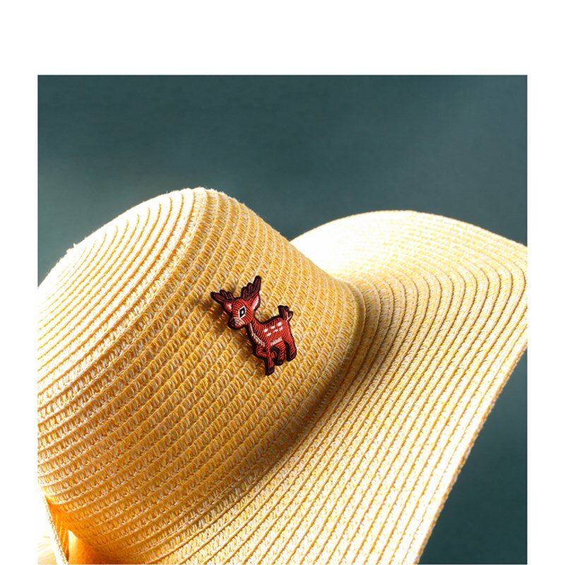 Kreative Cartoon Deer Pin Feste Kleidung Dekoration Handgemachte Stickerei Brosche High-end Weiblich Nette Japanischen Zubehör Flut