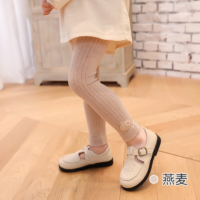 2021 primavera e autunno strisce verticali a 4 colori leggings per gatti in cotone lavorato a maglia per bambini pantaloni a nove punte per bambini: oats / S