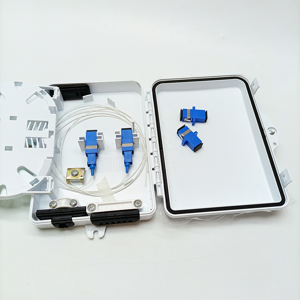 FTTH Core Termination 4 Port Optical Fiber Distribution Box FTTX Fiber Optic Splitter Box