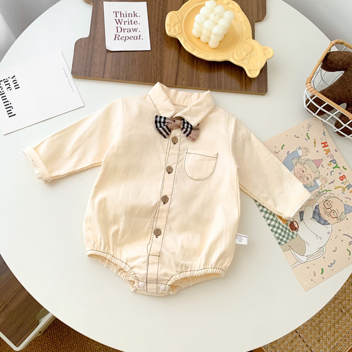 9763B Baby Kleding Jongen Bodysuit 2022 Baby Knappe Gentleman Strikje Shirt Klimmen Pak 100 Dagen Party Kleding: Beige / 66 for 6m