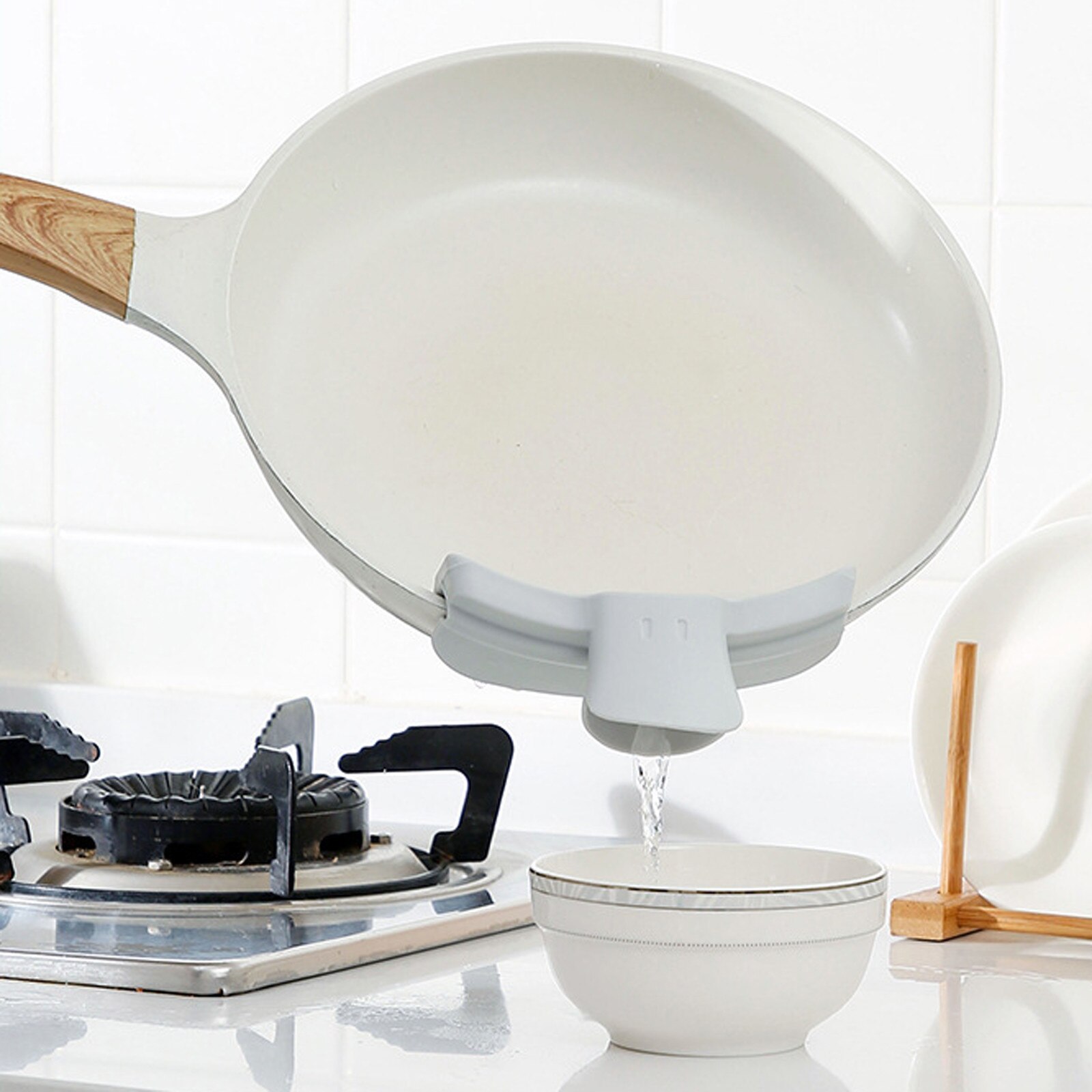 Outil de cuisine Anti-déversement en Silicone, outil de vidange extensible, filtre à eau au bord de la casserole, entonnoir pliable Pour soupe: Gris clair