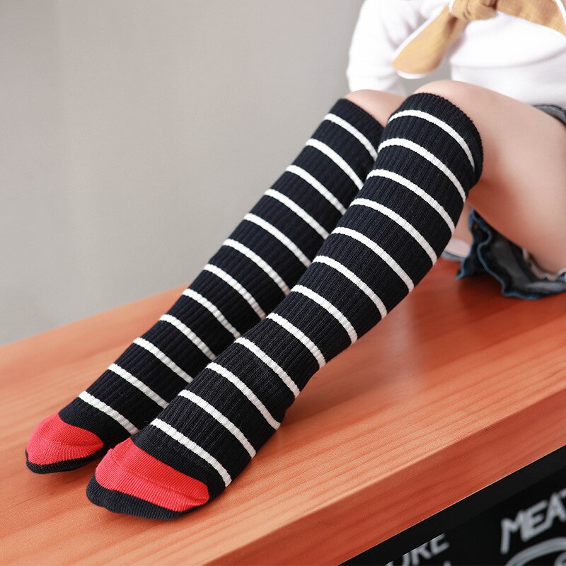 Baby Kinder Kleinkind Kniehohe Lange Röhre Socken Mädchen Jungen Fußball Streifen Socken Baumwolle Kinder Sport Schule Weiß Bein Warm zeug
