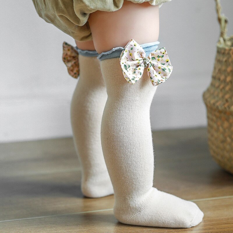 Baby-mädchen-socken, herbst, kleinkind, schleife, kniehoch, lang, weich, niedlich, freundlicher, weihnachtssocke, baumwollrüsche, neugeborenensocke für 0-3- jährige