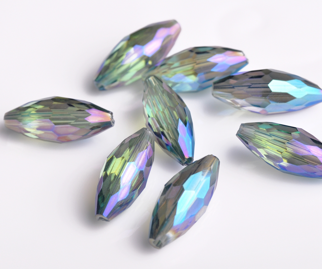 Cuentas artesanales sueltas de cristal de corte facetado de tubo ovalado de 18x8mm para fabricación de joyería DIY: desnudo