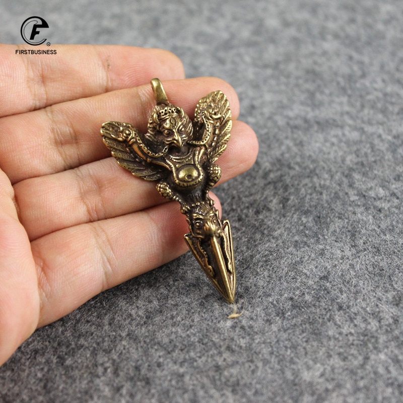 Porte-clés en cuivre tibétain rétro, exquis, Roc Garuda, pendentif à ailes dorées, oiseau Vajra amulette, breloque, aiguille à thé