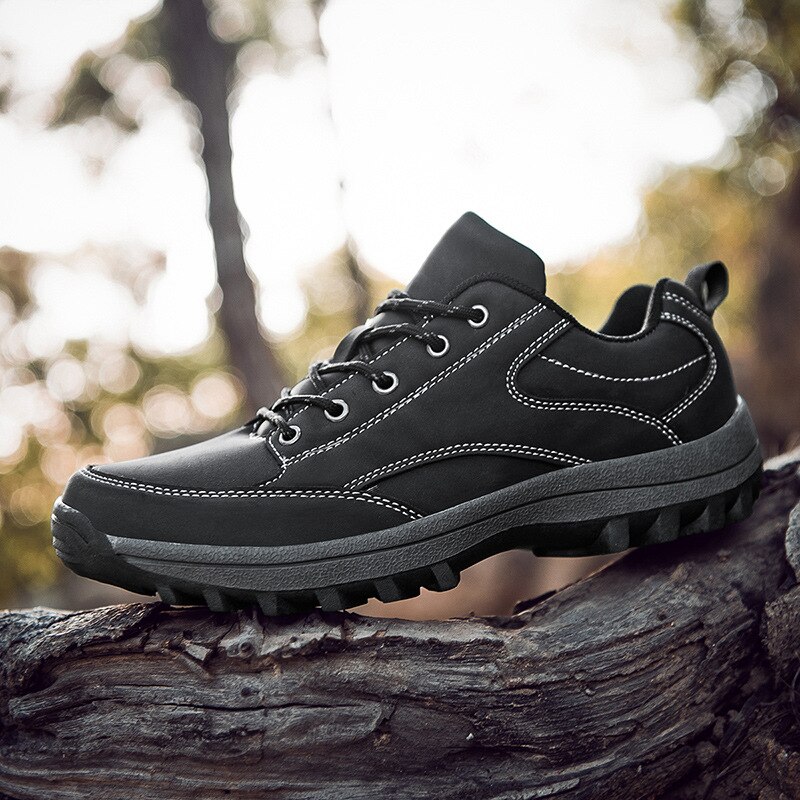 Brand Classic Style Men Casual Shoes Simple Men Shoes Plus Size Light Comfortable Flats Big Size 44