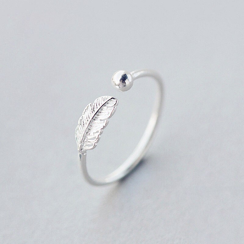 Persönlichkeit retro Silber Überzogene Blatt Liebe Umarmung Ringe Für Frauen Schmuck Neue Kreative Offenen Ring Anillos Einstellbar: klein Feder