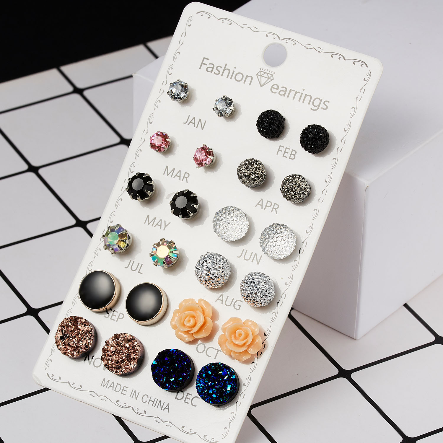 Boucles d&#39;oreilles planète lune minimaliste pour femmes, 12 couleurs mélangées, bijoux de fête simples pour mariage, accessoires de Piercing, paires/ensemble: 4
