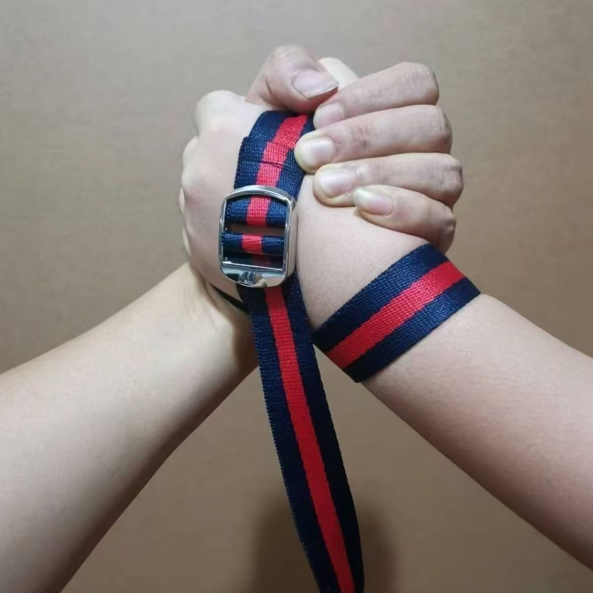 100 bomulls armbrytningsutrustning handledsgreppsbälte tum pronation män kraft styrketräning griptränare metallspänne: Röd