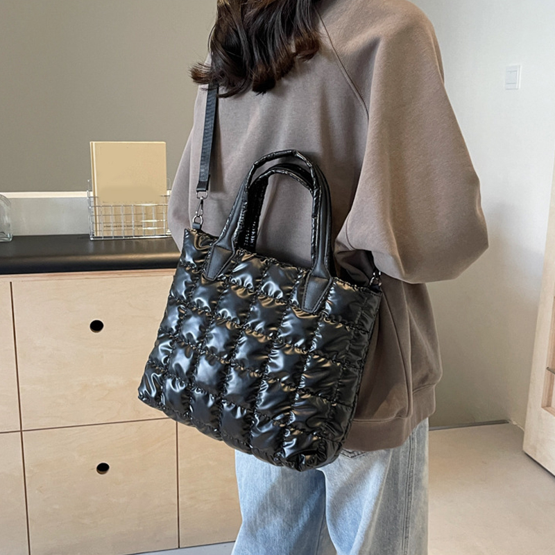 dames gezwollen draagtas PU lakleer gewatteerd groot formaat student laptop crossbody tas dames herbruikbare boodschappenschoudertas