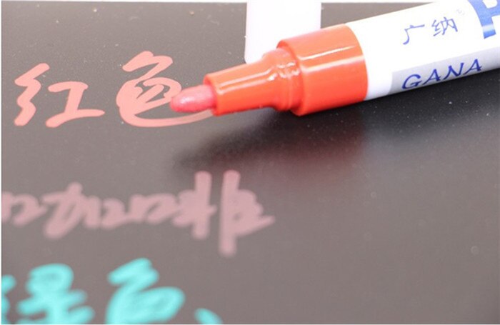 68Pcs Waterdichte Permanente Vette Verf Marker Pen Autobanden Loopvlak Cd Metalen Hout Schilderen Graffiti School Kantoorbenodigdheden: Red marker 68pcs