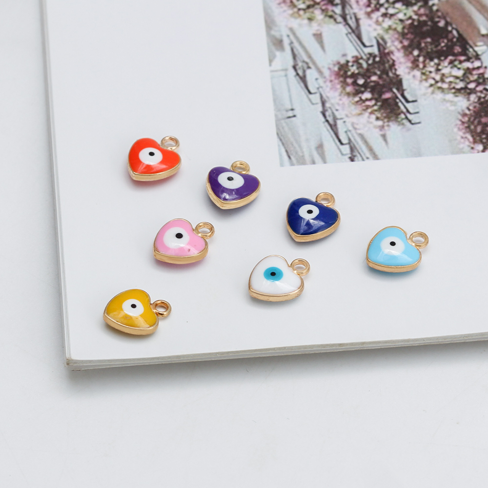 Amuleto de ojo de la suerte para fabricación de joyas, colgante de corazón, gota de doble cara, aleación de aceite, colorido, mal de ojo, accesorios de pulsera, 20 piezas por lote