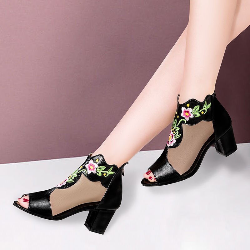 Women Summer Embroidered Shoes 2022 Ethnic Mesh Breathable Sandals Thick Heel Fish Mouth Women&#39;s Hollow High Heels Pumps