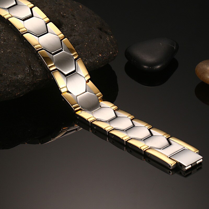 Winterse voetbalstijl armband voor heren goudkleurige energie germanium magnetische armband heren roestvrijstalen schakelarmbanden