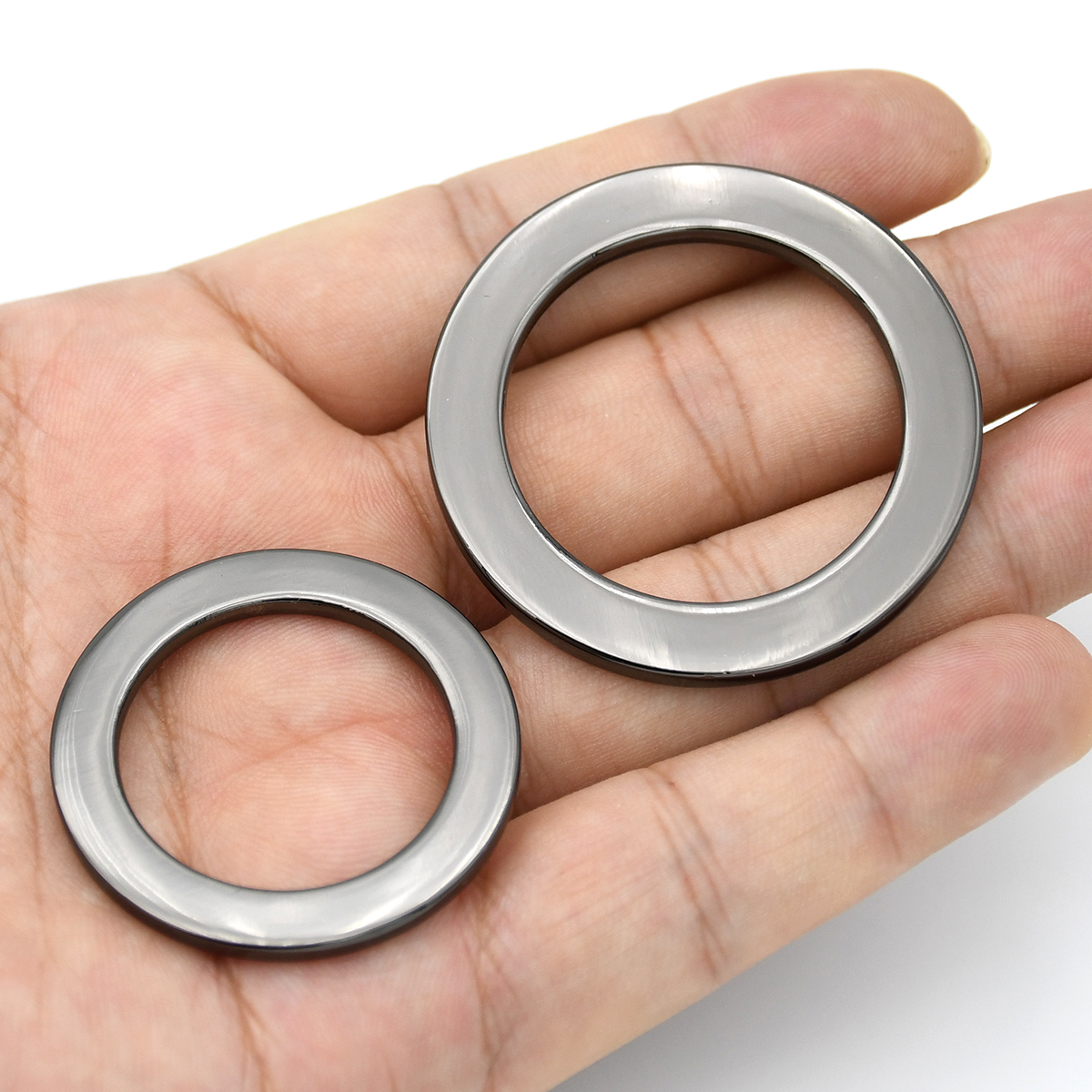 Hebilla circular de alambre plano con anillo redondo de Metal para bricolaje, correas para hombro, mochila, piezas para bolso, correa artesanal de cuero, bolso con cinturón, 4 tamaños, 1 ud.: # 7 / Níquel negro