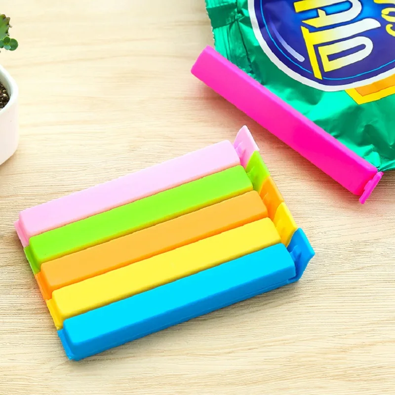 5 stks/partij Keuken Accessoires Kleurrijke Snack Plastic Clip Voedsel Opslag Afdichting Tool Fruit Behoud Zak Houder Keuken Gadget