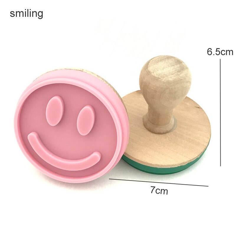 Houten Handvat Cutter Gemaakt Prints Mallen DIY Gebak Cake Cookie Seal Mallen Siliconen Cookie Stamp Bakvormen Keuken Eetkamer Bar: smiley face