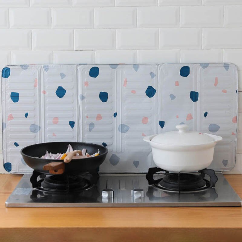 Splash Guard Proof Baffle Plate Aluminum Foldable Kitchen Gas Stove Baffle Plate Kitchen Frying Pan Oil Splash Screen