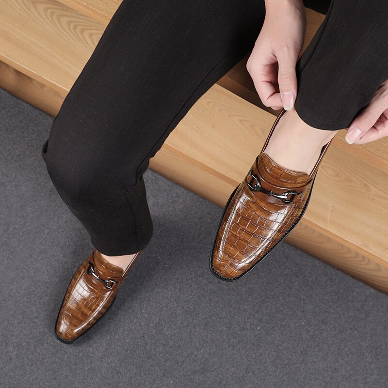 Männer Schuhe Krokodil Haut Randbereich Unterhose Auf PU Leder lässig Schuhe Jahrgang Faulenzer mokassins Geschäft Männer Kleid Schuhe