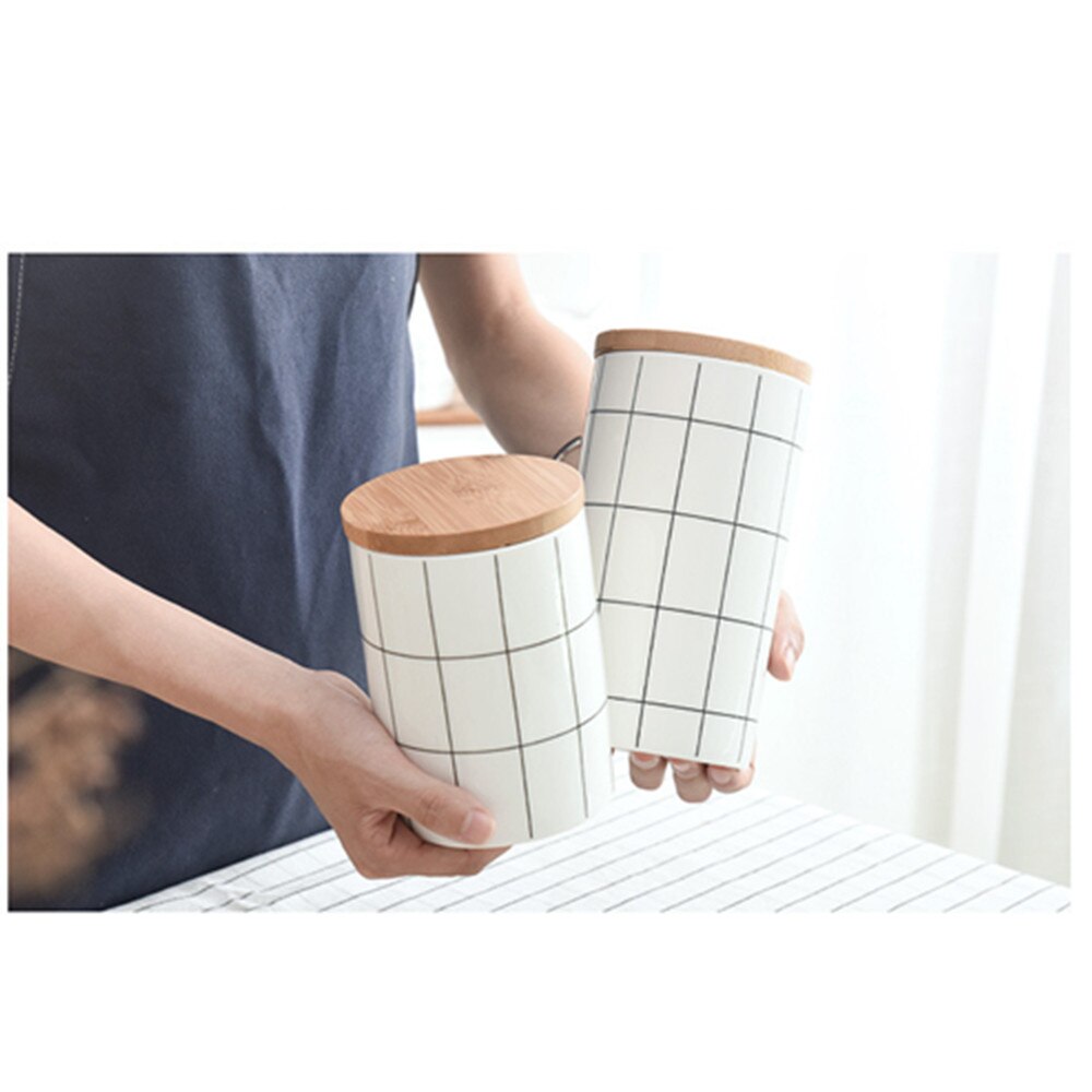 Nordic round heat-resistant ceramic sealed tank large storage tank storage tank three-piece cover storage suit storage bottle