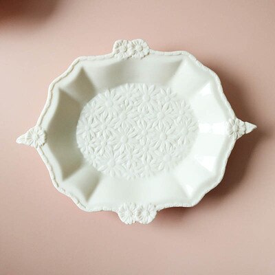 Petite assiette florale sculptée par complexe crémeux rétro en céramique à hautes températures/assiette de casse-croûte de plat de stockage: Daisy Small Plate